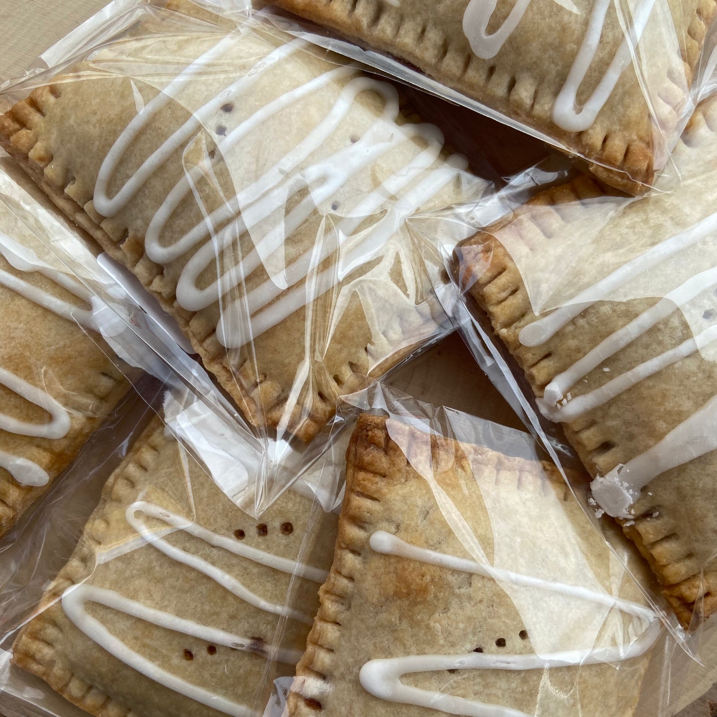 Strawberry Fields Hand Pies (Vg)